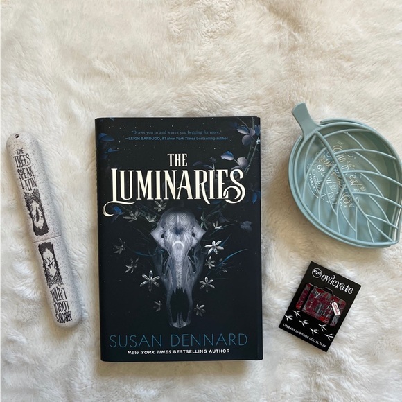 OwlCrate Other - Owl Crate November Book Box